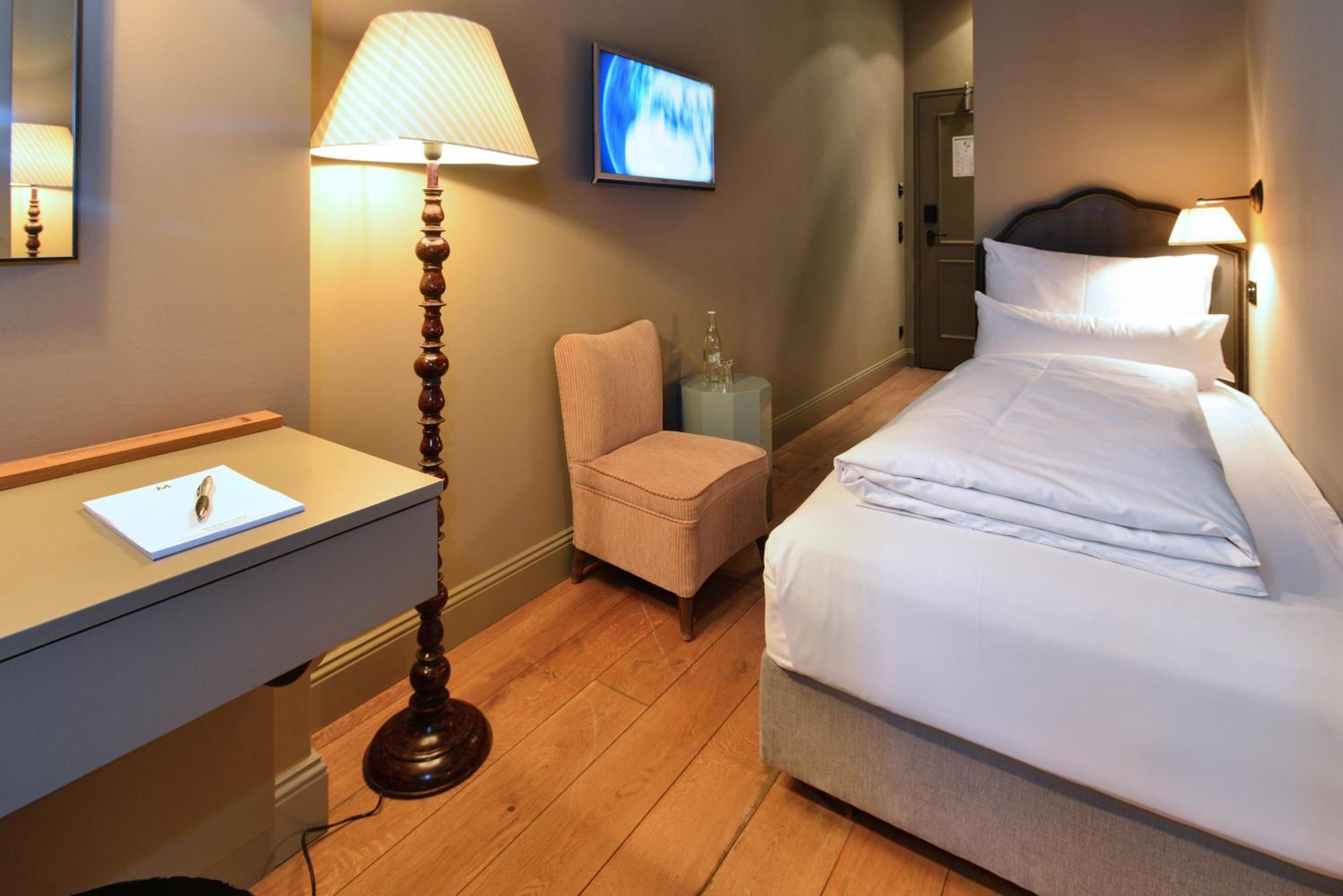 Monbijou Hotel Берлин Стая снимка